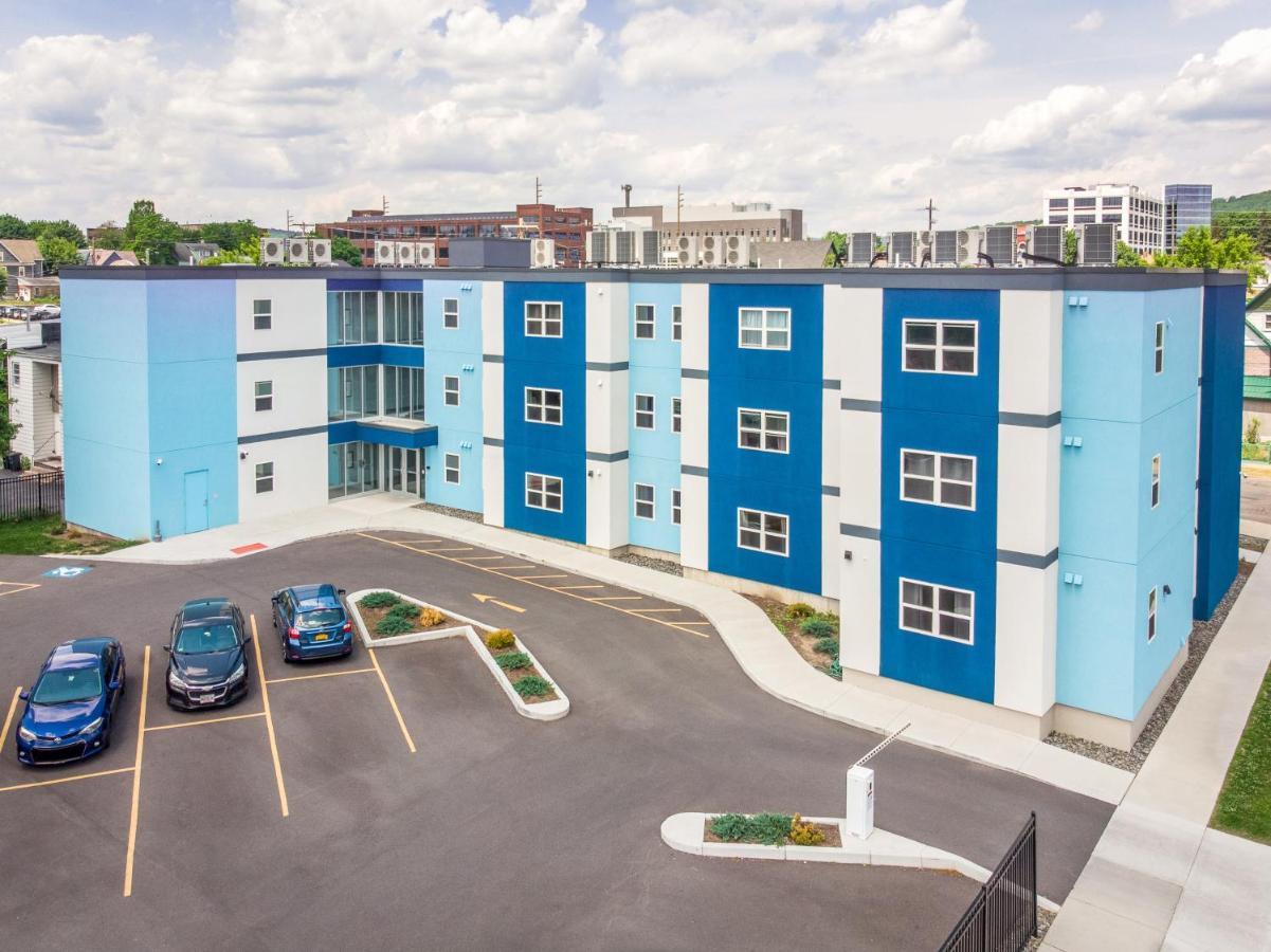 Grand Monarch! Best For Extended Stays! Johnson City Екстериор снимка